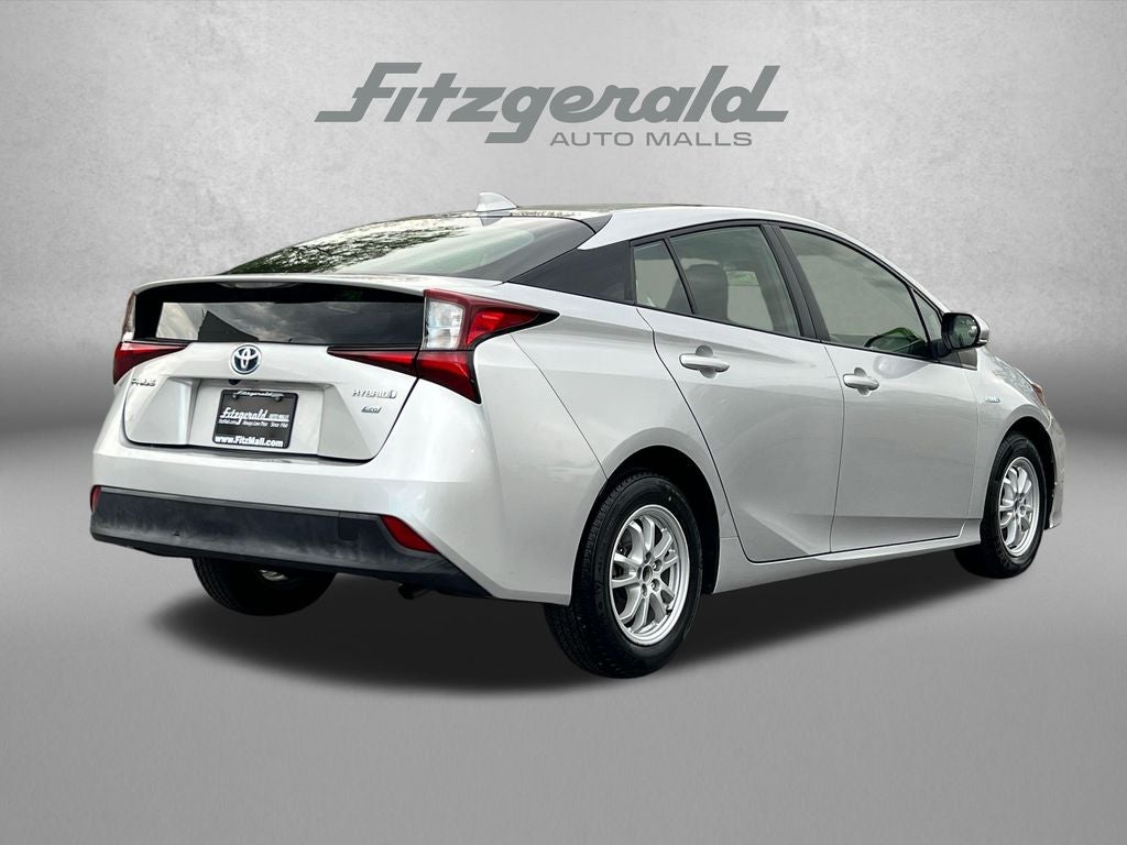 2022 Toyota Prius L Eco